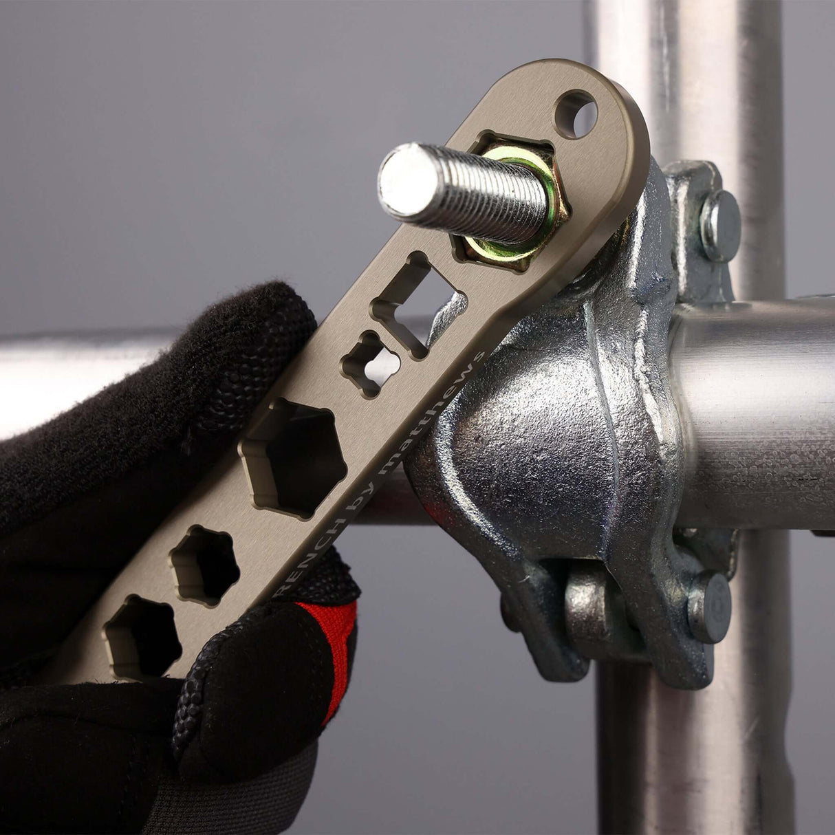 Angle Rigging Tool Matthews Patriot Wrench – Multi-Function Rigging Tool – msegrip